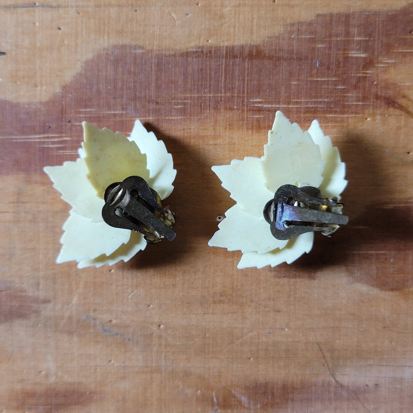 Vintage plastic pale yellow leaves & bead clip-on earrings