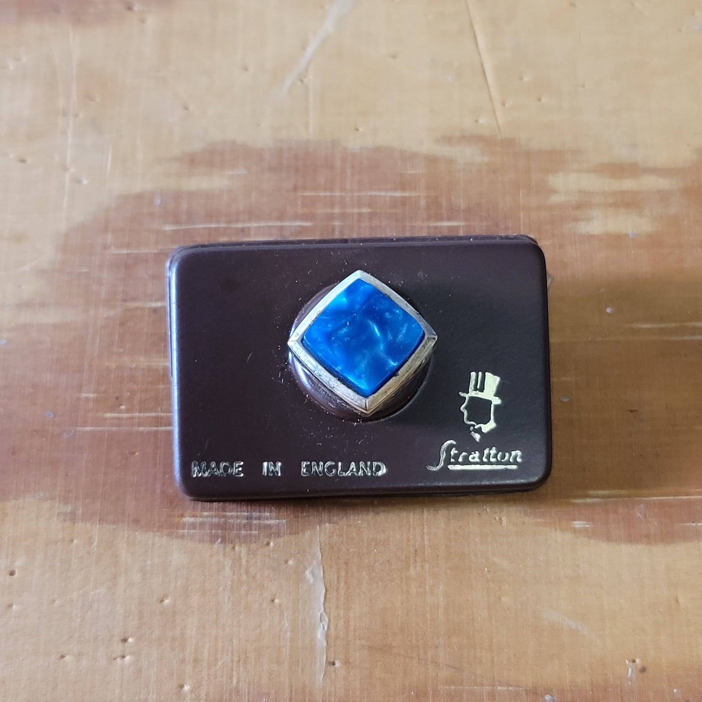 1960s Stratton blue marbled plastic cabochon & gold-tone tie tack