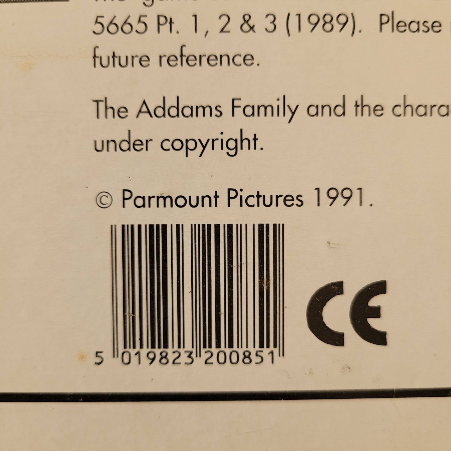 Rare 1991 Paramount Pictures The Addams Family Weird is Relative... board game (complete)