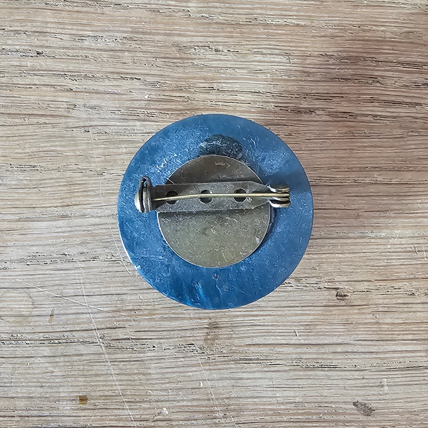 Home-made brooch using white painted metal poodle & vintage button