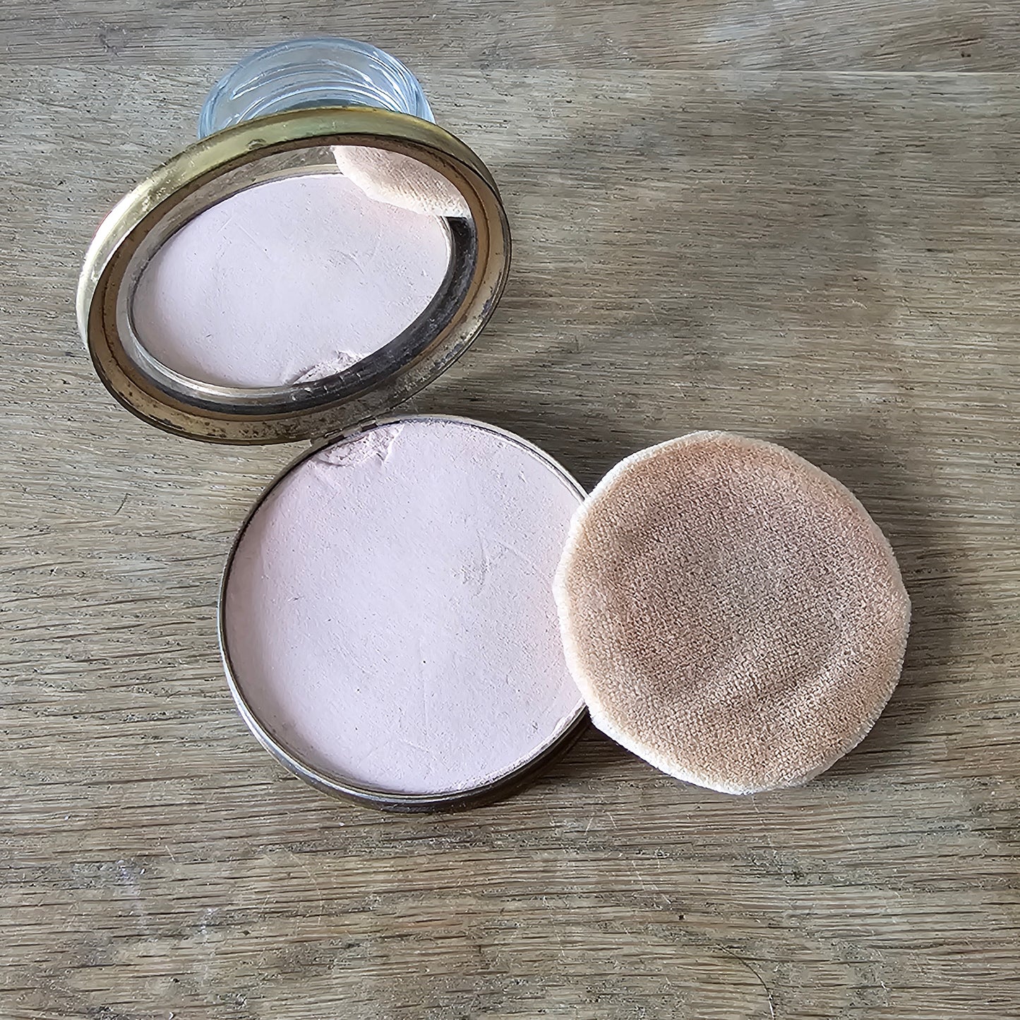 1950s Elizabeth Arden “Invisible Veil” powder compact with Napoleon motif