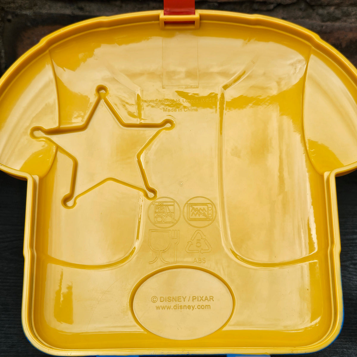 2010 Disney Pixar Toy Story 3 Sheriff Woody moulded character lunch box, unused