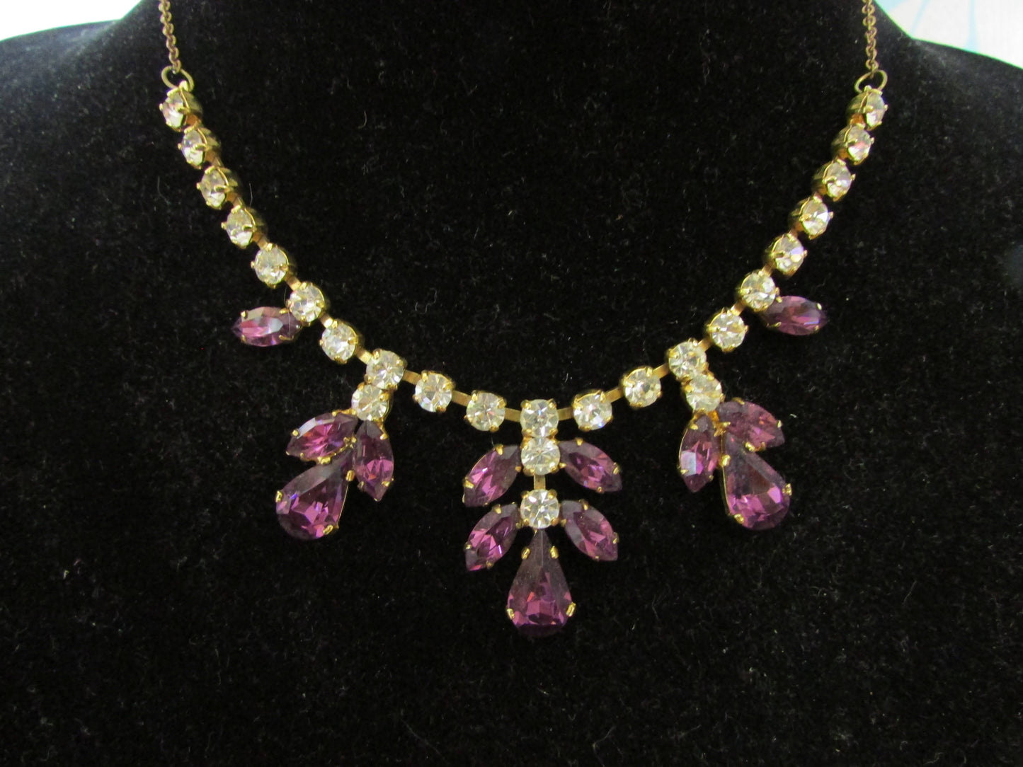 1950s purple rhinestone statement necklace & clip-on earrings set