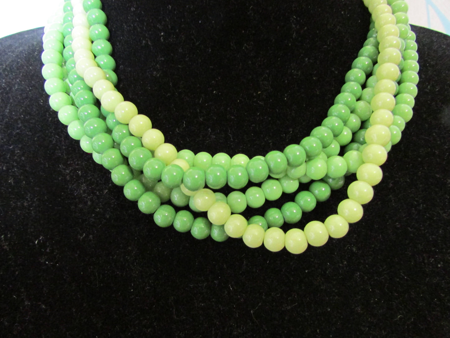 1960s green glass beaded multi strand necklace