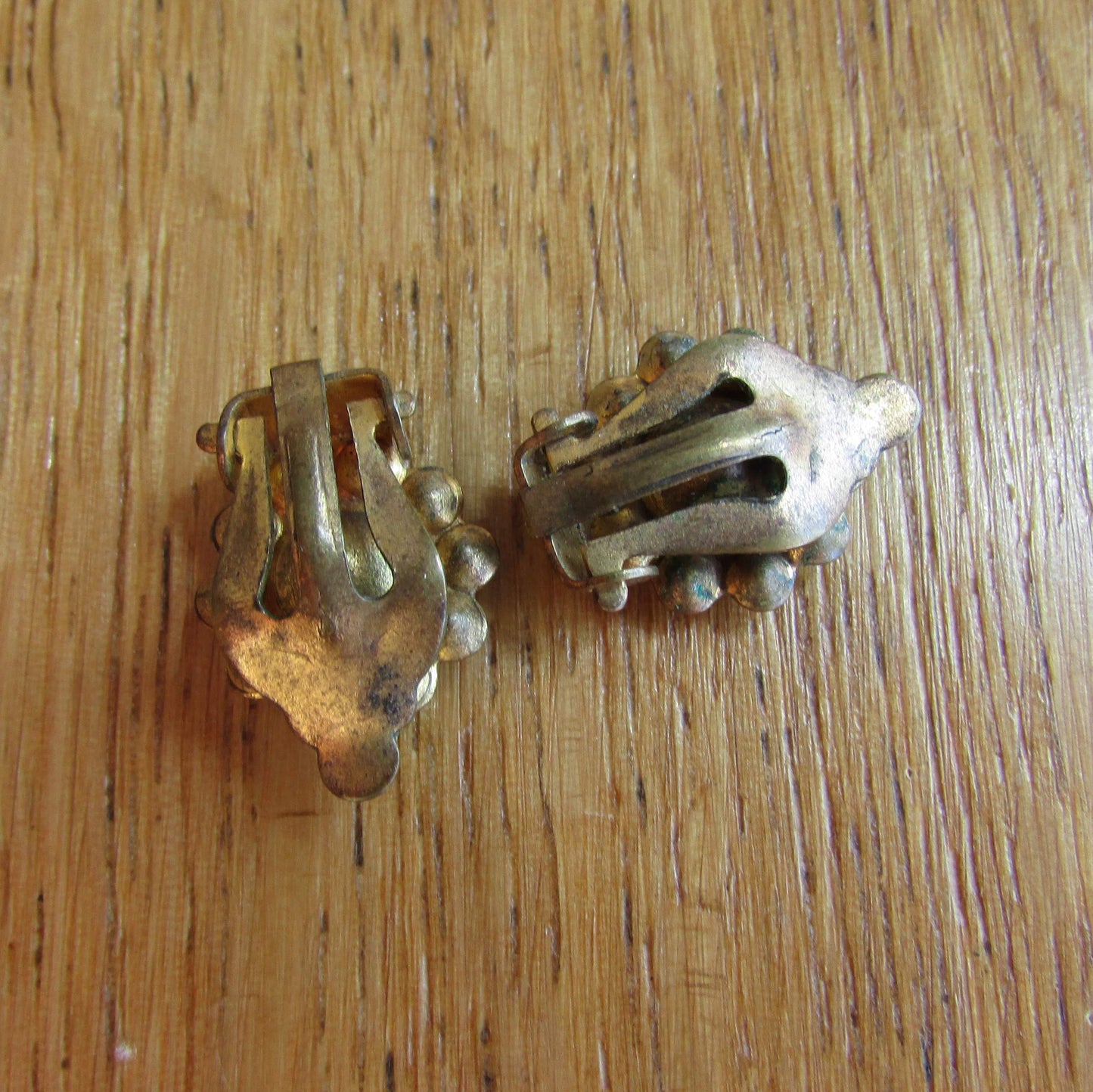 1950s ruby red glass & diamanté gold-tone floral clip-on earrings