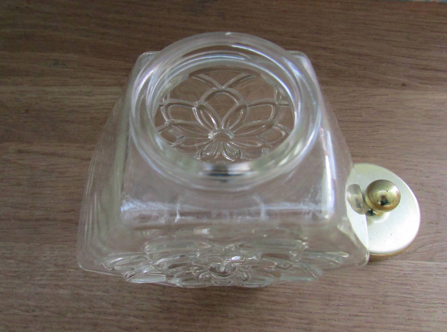 1970s Avon Country Store Mineral Springs bath salts pressed glass bottle (empty)