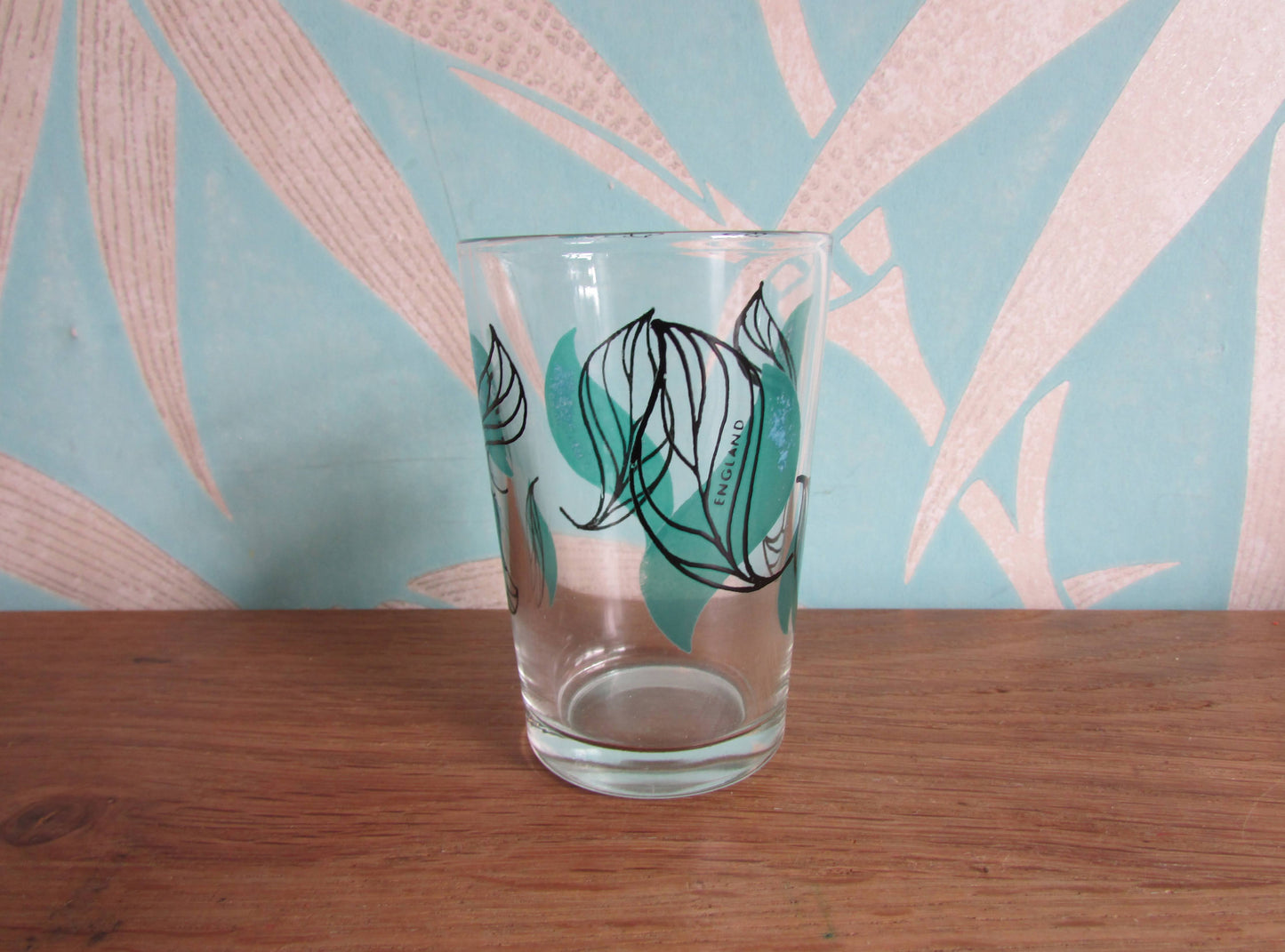 Set of six 1950s green & black leaf patterned shot glasses, made in England
