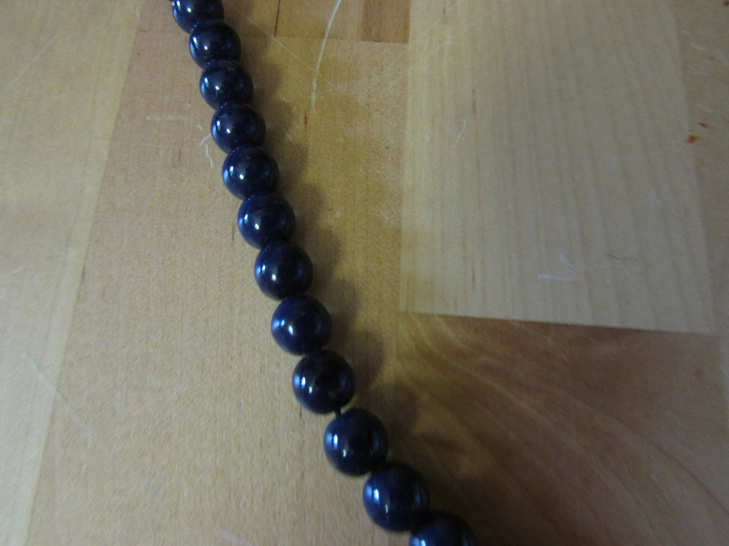 1960s deep purple glass bead necklace