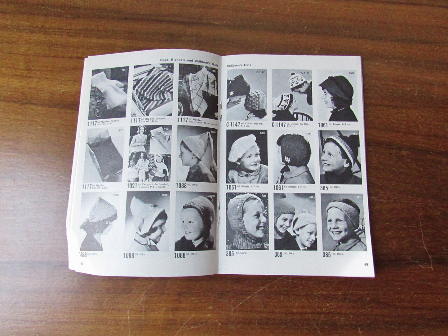 1962 Patons & Baldwins Knitter's Circle Yearbook knitting catalogue