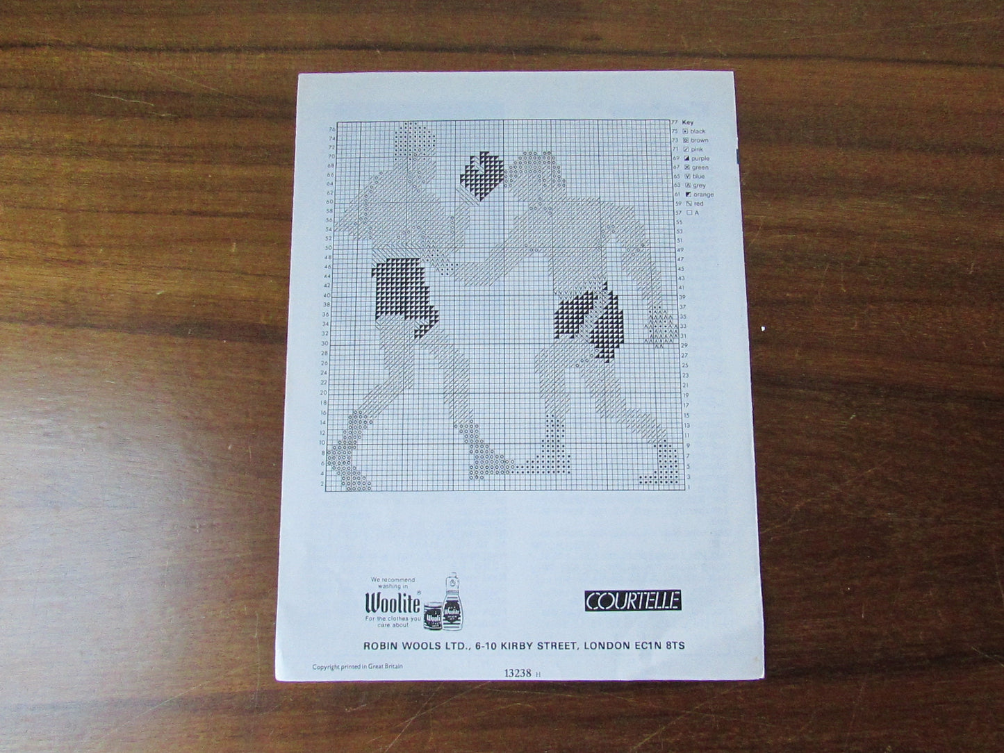 1970s/80s Robin 13238 knitting pattern for men's boxer motif windcheater