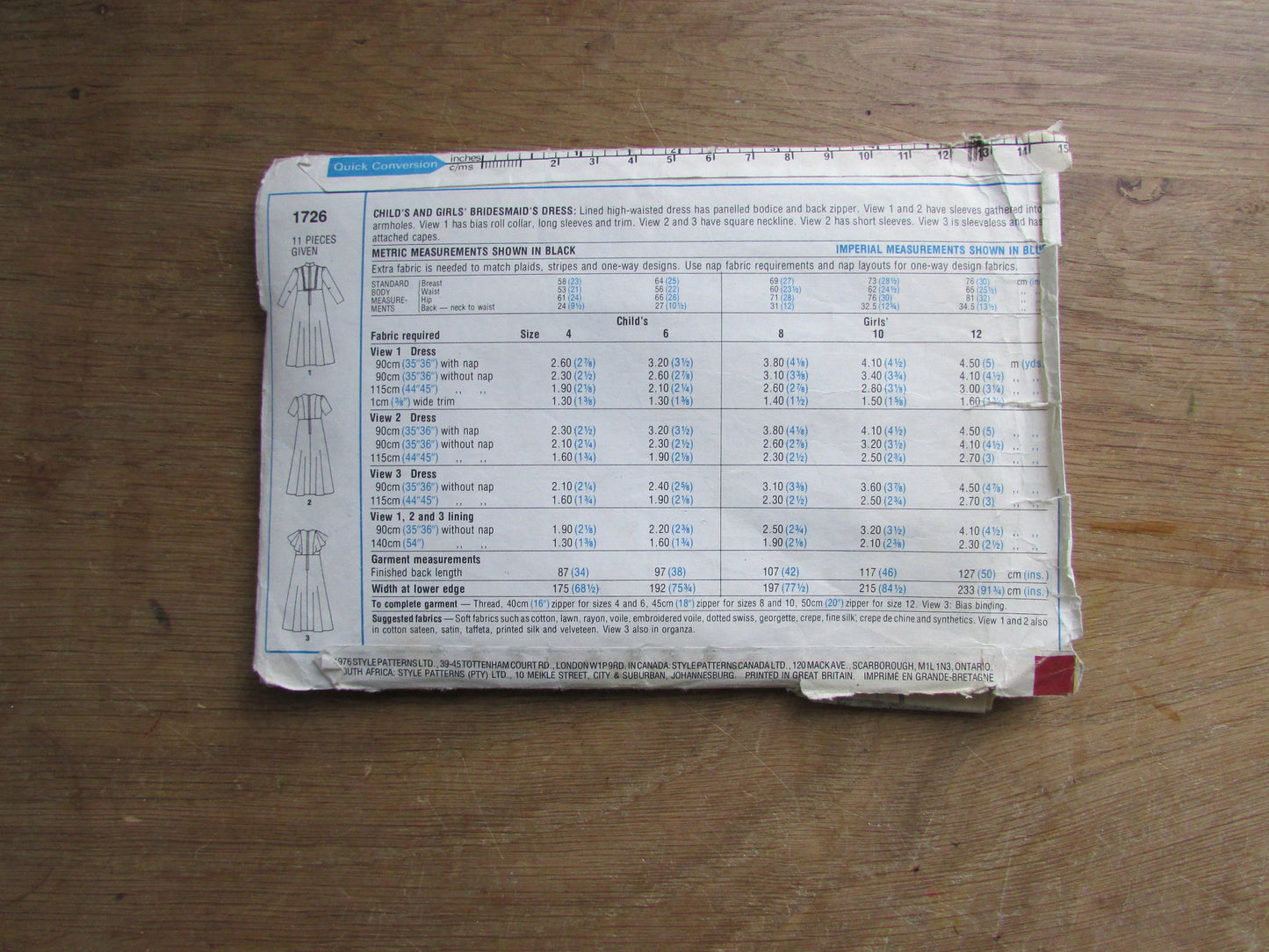 Part cut 1976 Style 1726 sewing pattern for child's & girls' bridesmaid's dress, size 6 (complete)