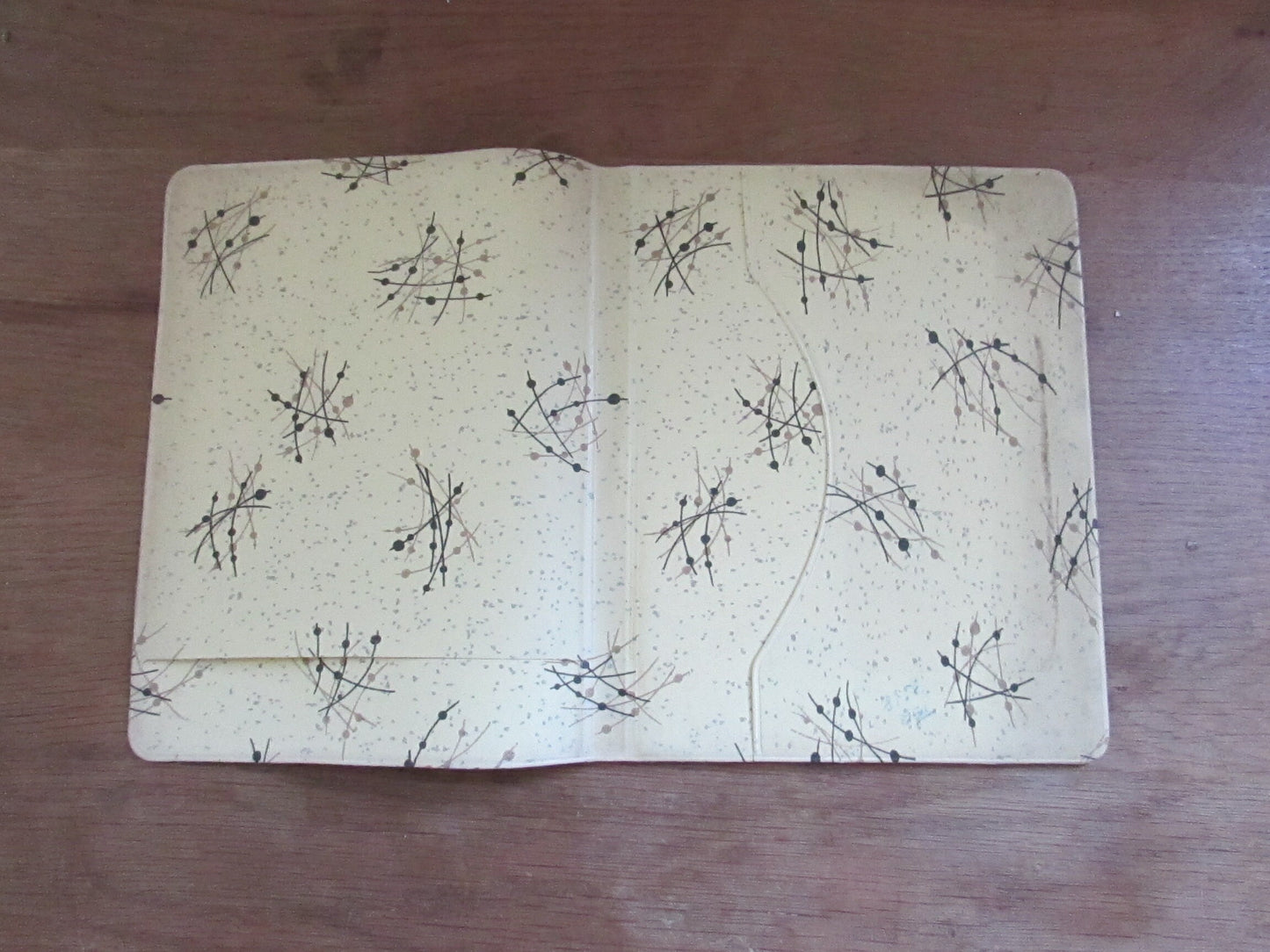 1950s vinyl writing case with allover gold & black atomic design