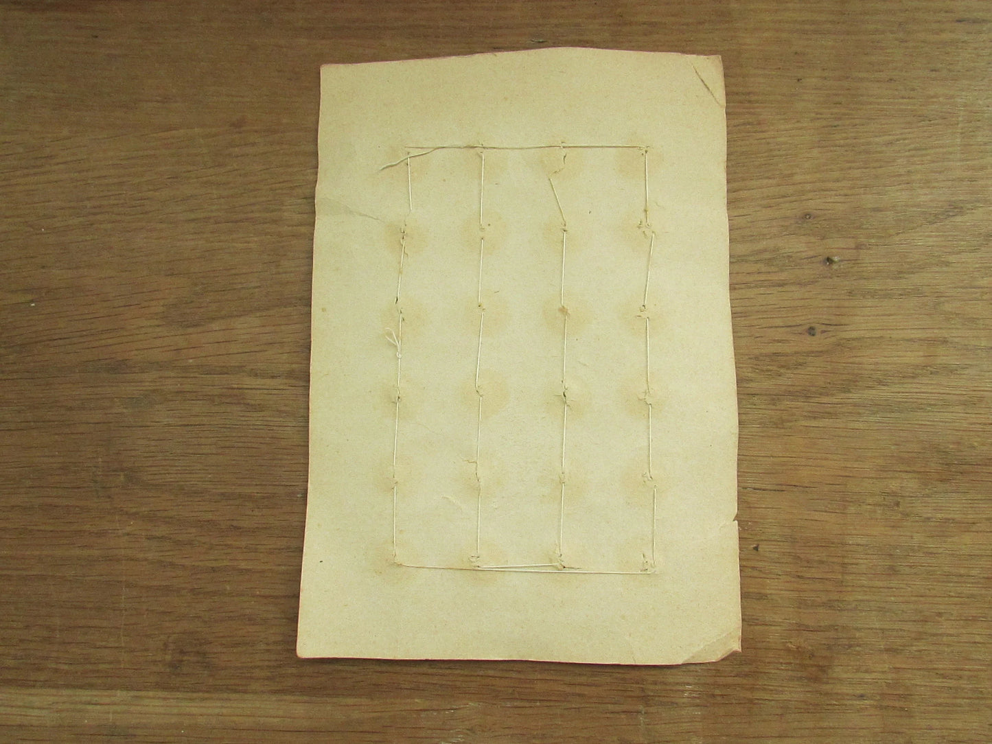 Vintage carded red & white geometric pattern buttons x24