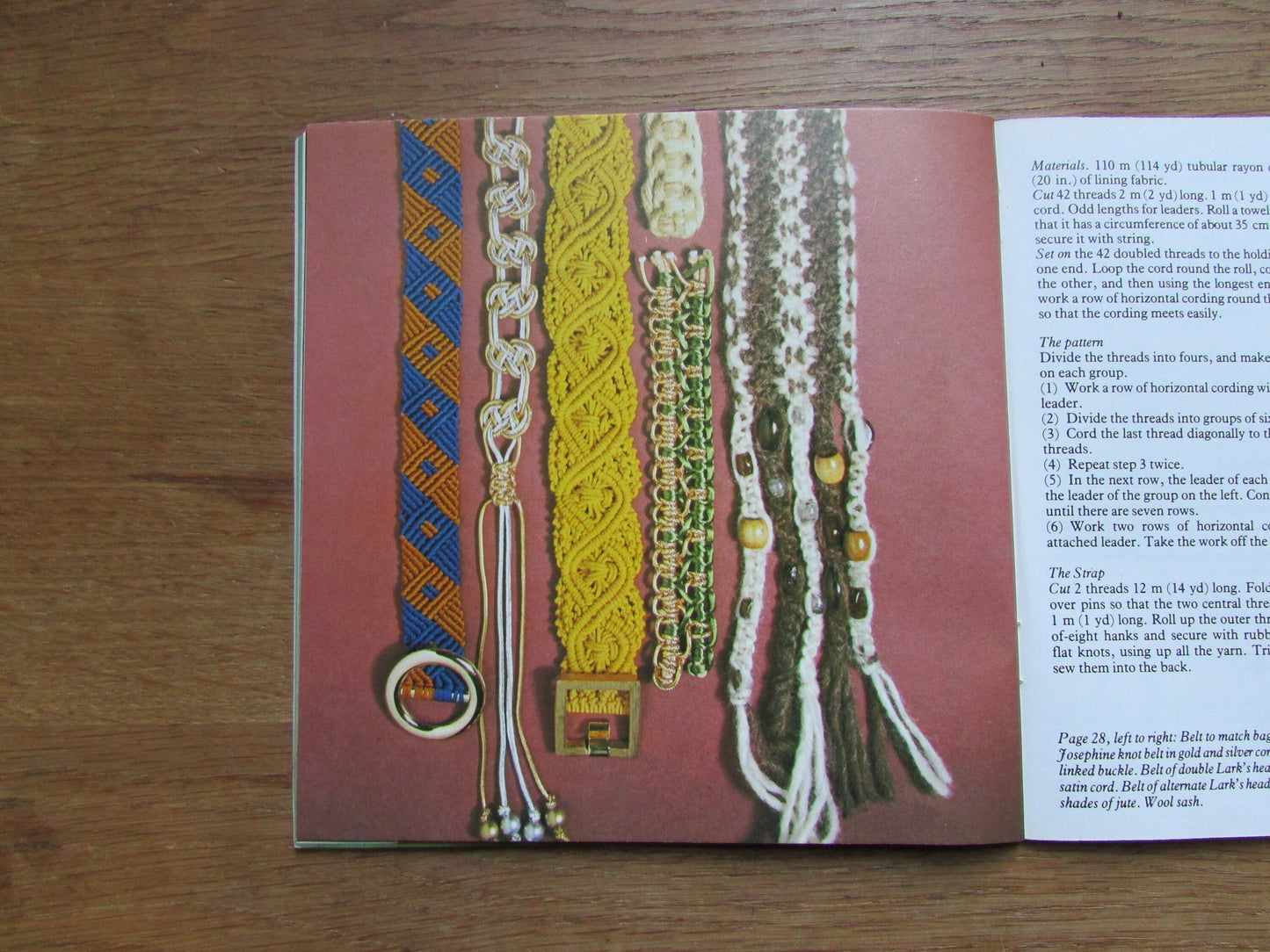 Leisure Crafts No.76: Macrame Bags & Belts, by Kit Pyman, and Jan Messent (Softback, 1979)