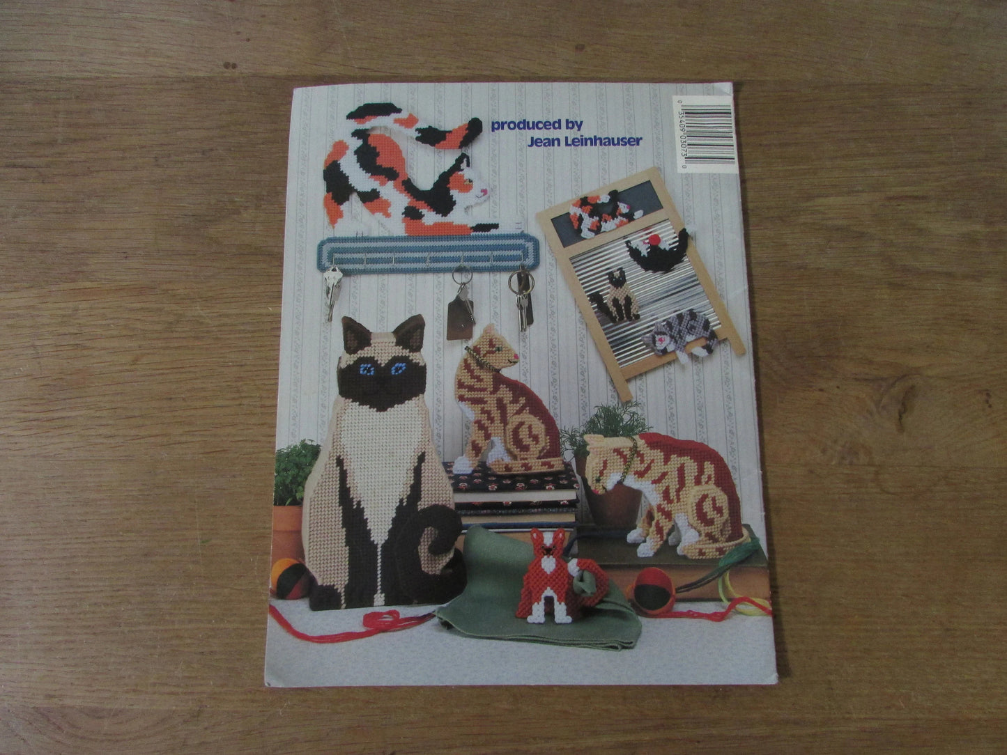 1990 American School of Needlework Plastic Canvas Cats, by Darla J. Fanton