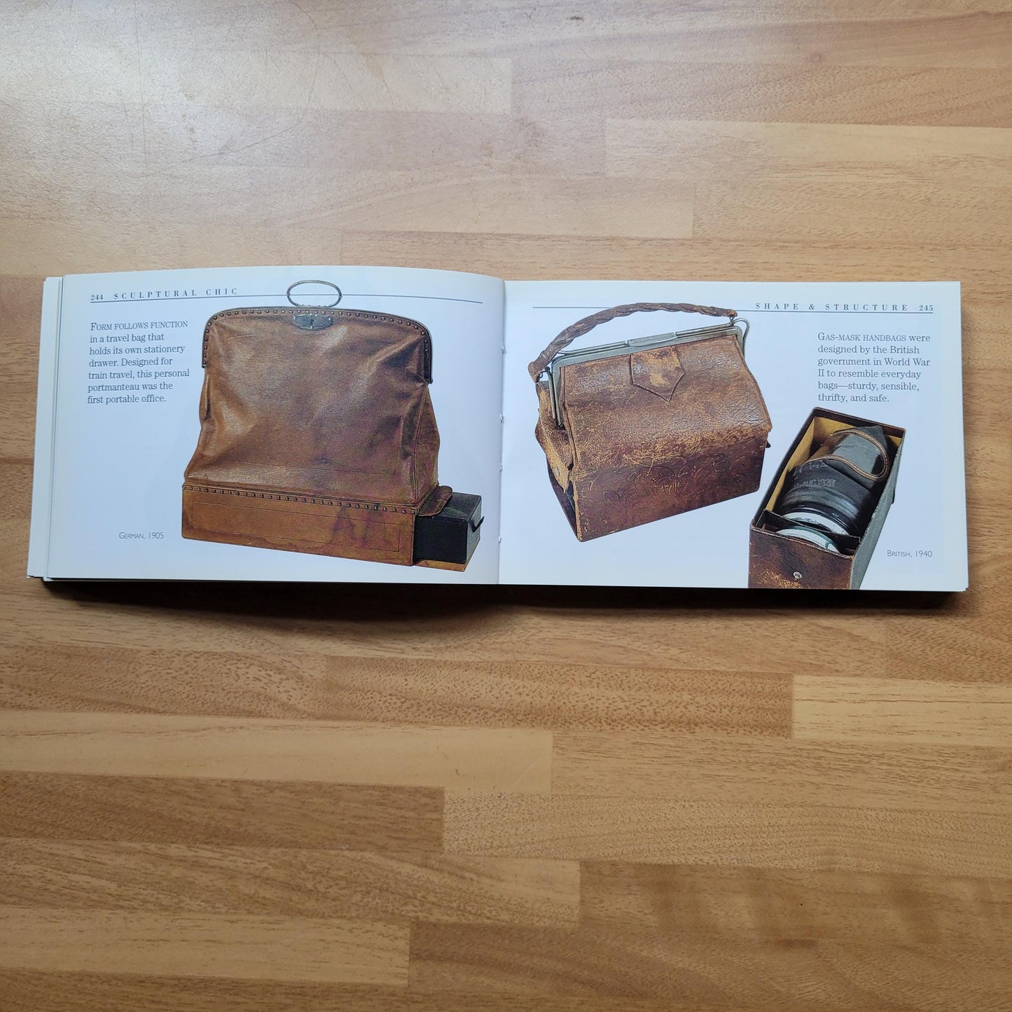 Handbags: The Power of the Purse, by Anna Johnson (Softback, 2002)