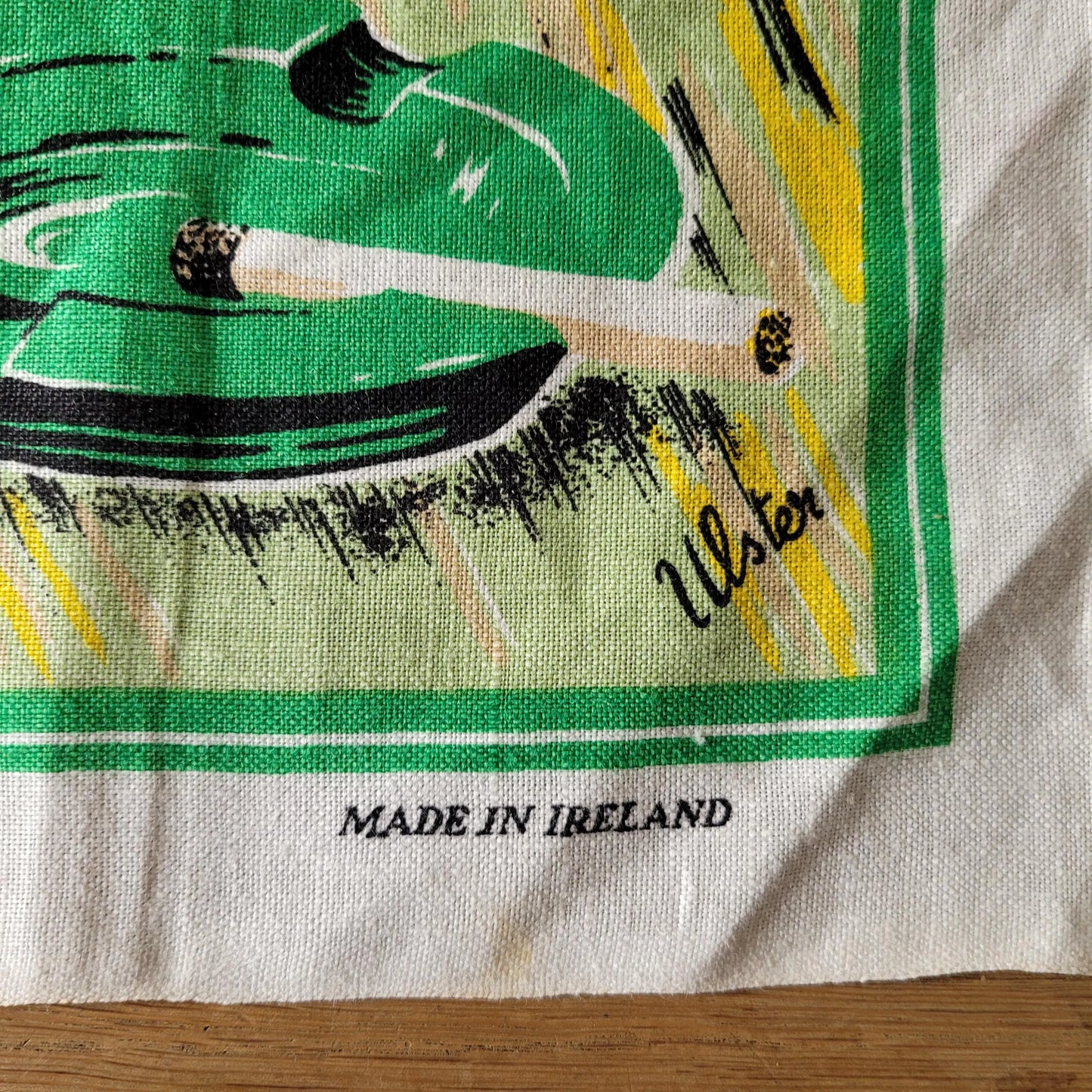 Vintage Irish linen dartboard & beer illustrated tea towel