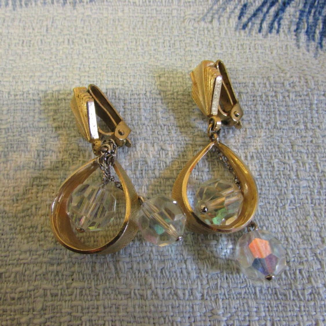 1950s Art Deco-inspired gold-tone drop clip-on earrings with crystal bead dangles