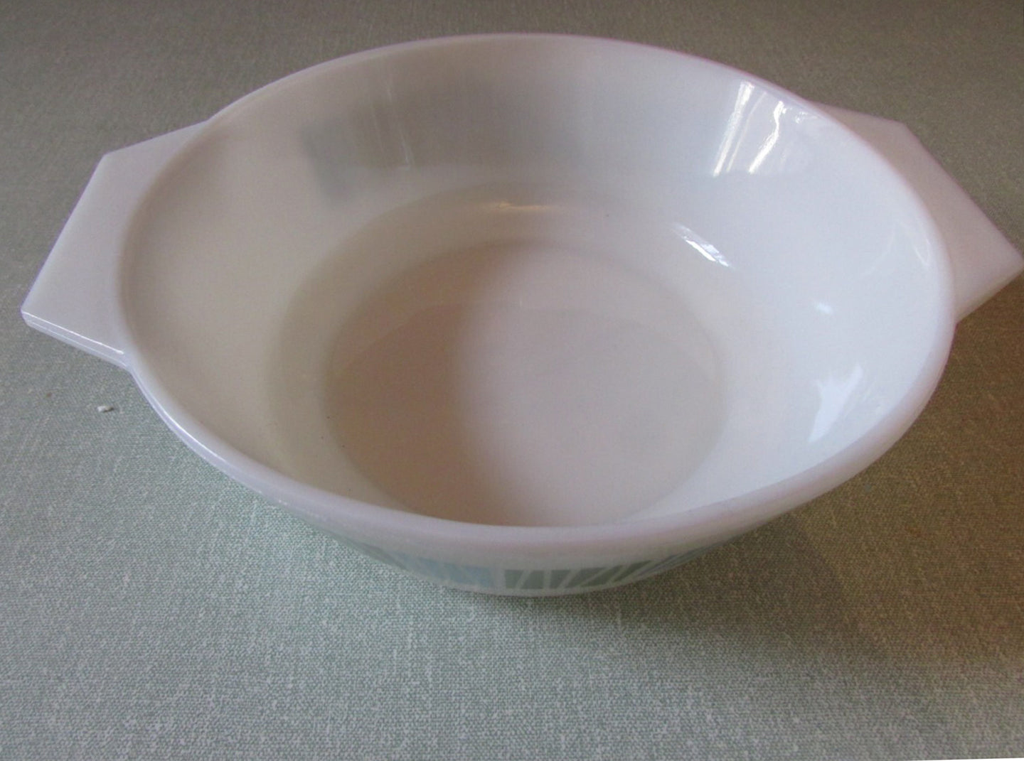 Pair of 1960s JAJ Pyrex "Matchmaker" casserole/serving dish, blue & green colourway