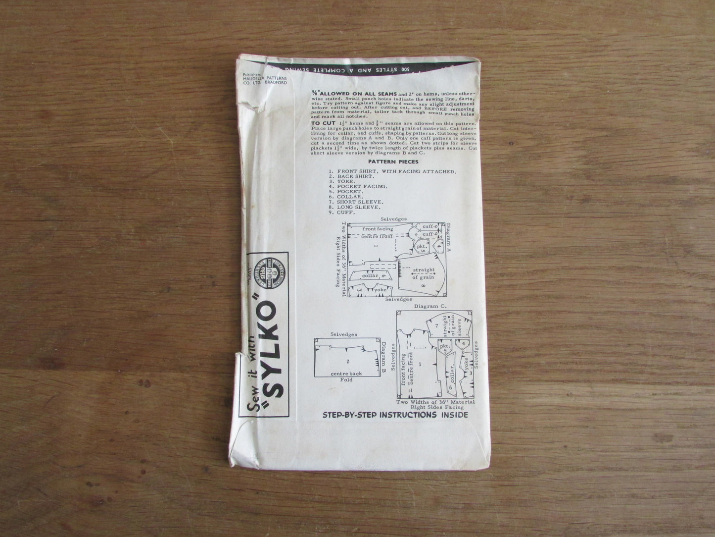 Uncut 1950s Maudella 5052 sewing pattern for men's long or short sleeve shirt, chest 32" - 36" (complete)