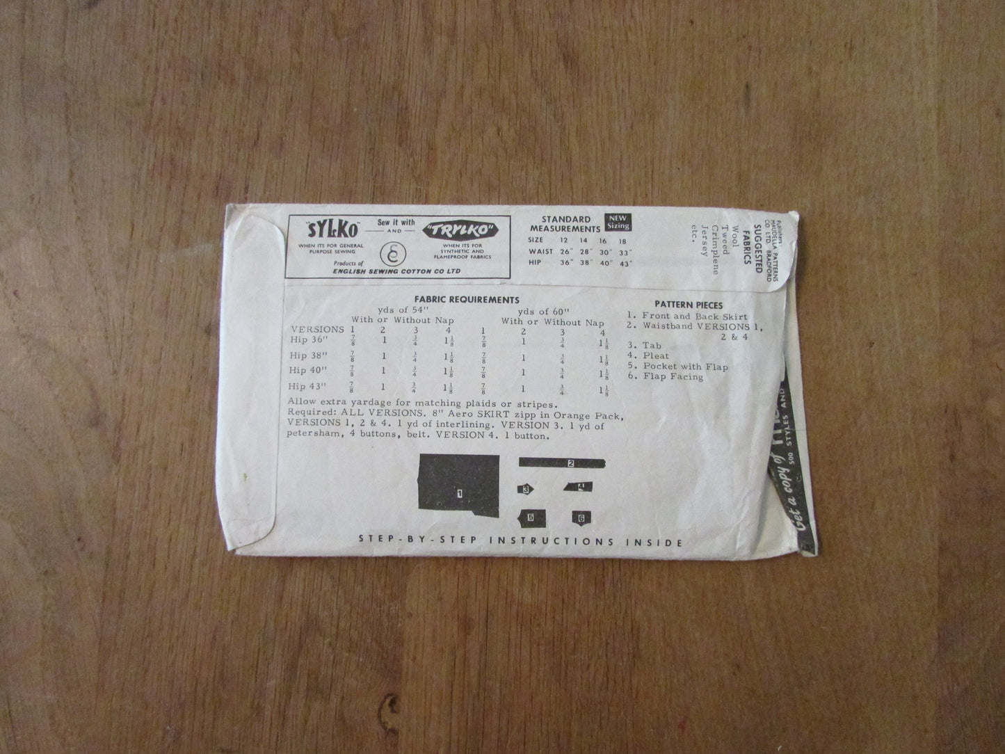 Uncut 1960s/70s Maudella 5720 sewing pattern for misses' holiday wardrobe, size 16 (complete)