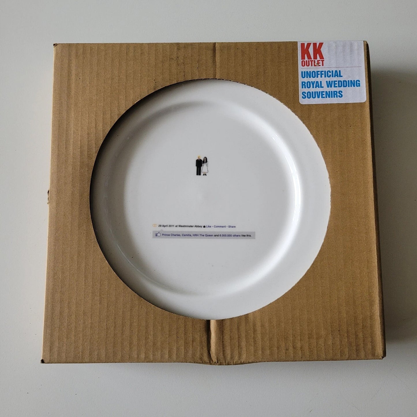 KK Outlet Unofficial Royal Wedding souvenir plate – emojis