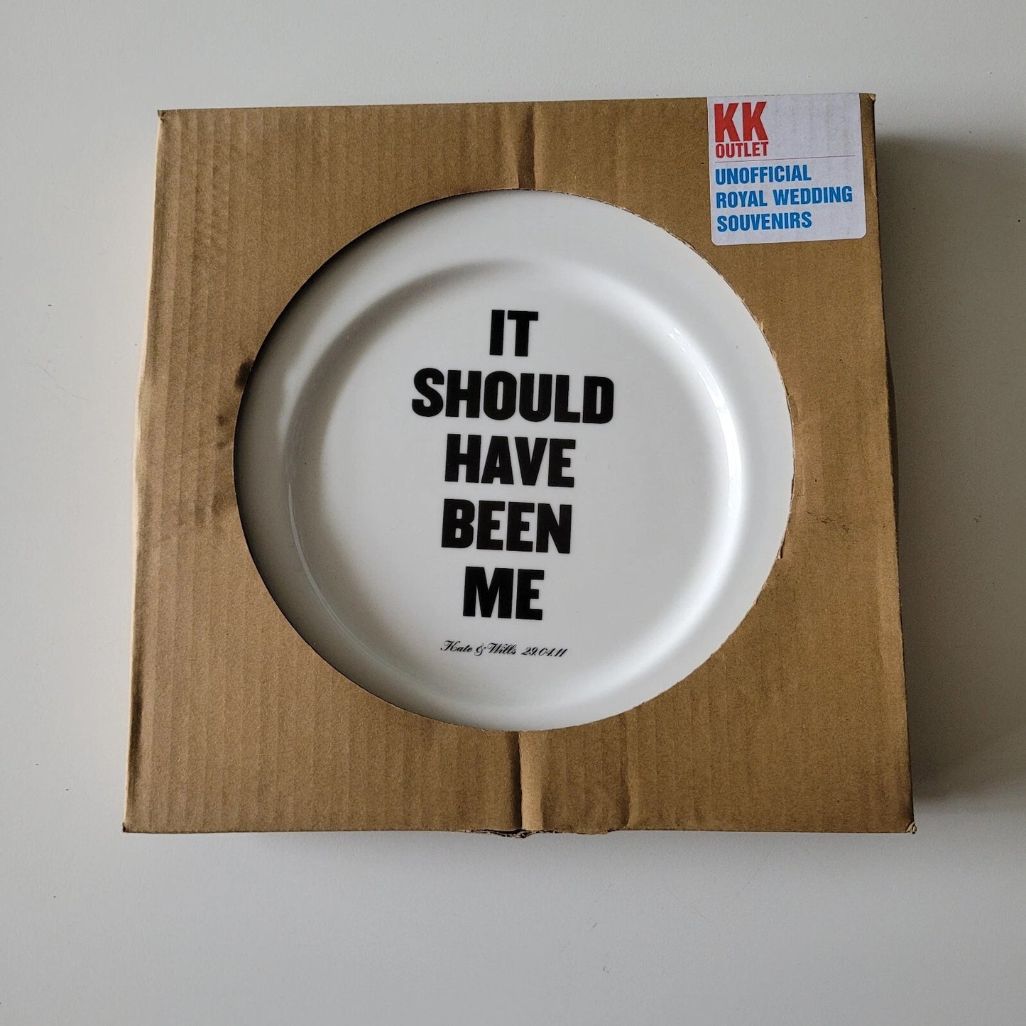 KK Outlet Unofficial Royal Wedding souvenir plate - It Should Have Been Me