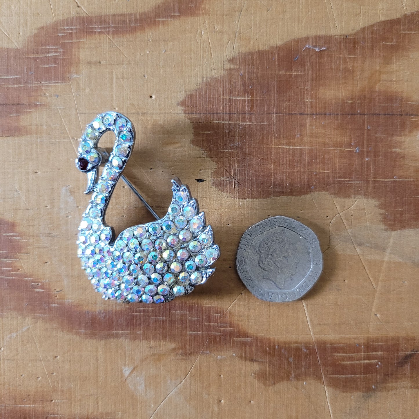 Vintage diamante swan brooch with contrast eye stone