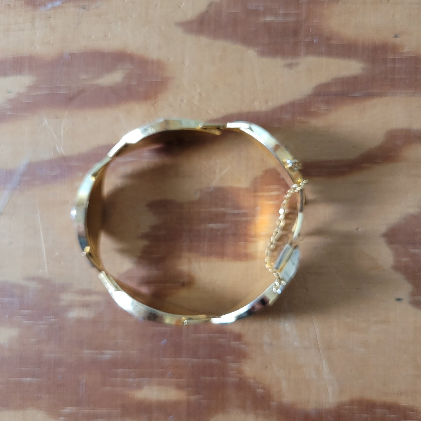 1960s Toledo Damascene bird & flower scene bracelet with safety chain