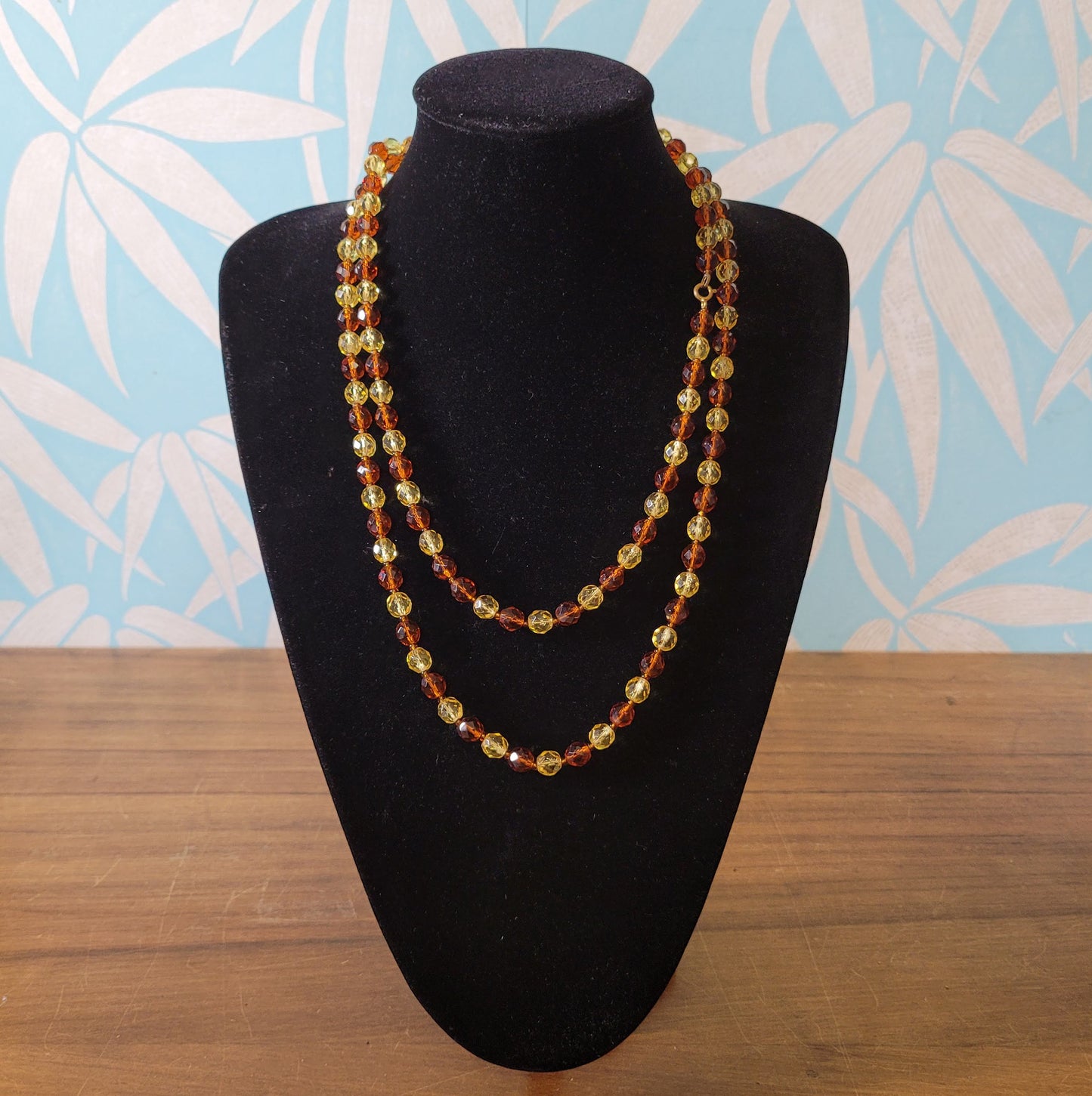 1950s/60s amber & yellow faceted glass bead rope necklace