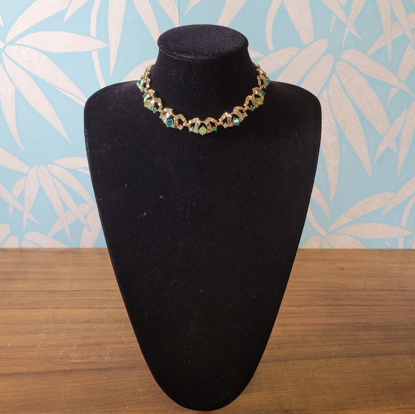 Mid-century blue & green crystal abstract link necklace