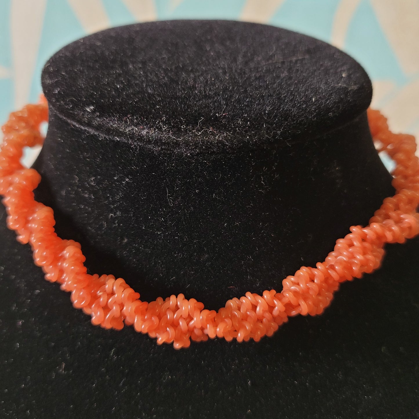 1930s/40s faux coral plastic twisted seed bead strand necklace