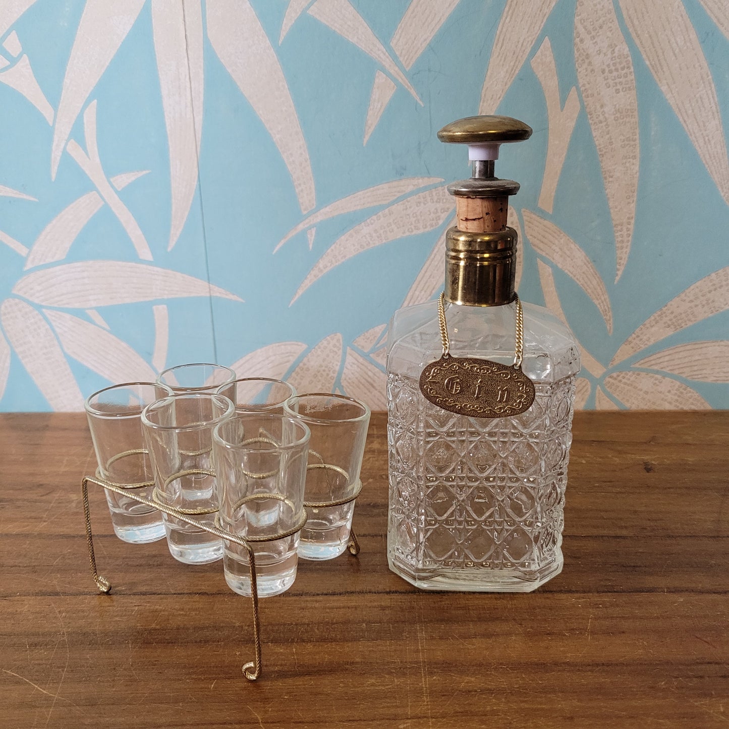 Kitsch 1970s musical mini bar containing crystal Gin/Scotch decanter and six shot glasses, plays 'Swan Lake'