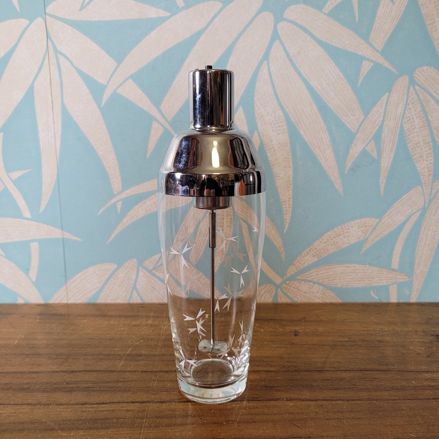 1960s battery-operated glass & chrome cocktail shaker with allover atomic design