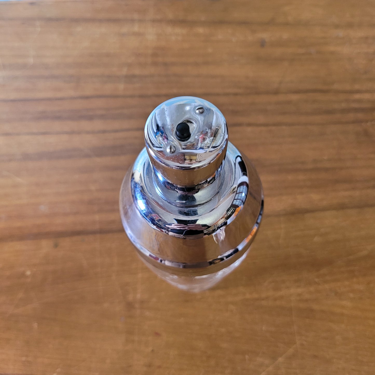 1960s battery-operated glass & chrome cocktail shaker with allover atomic design