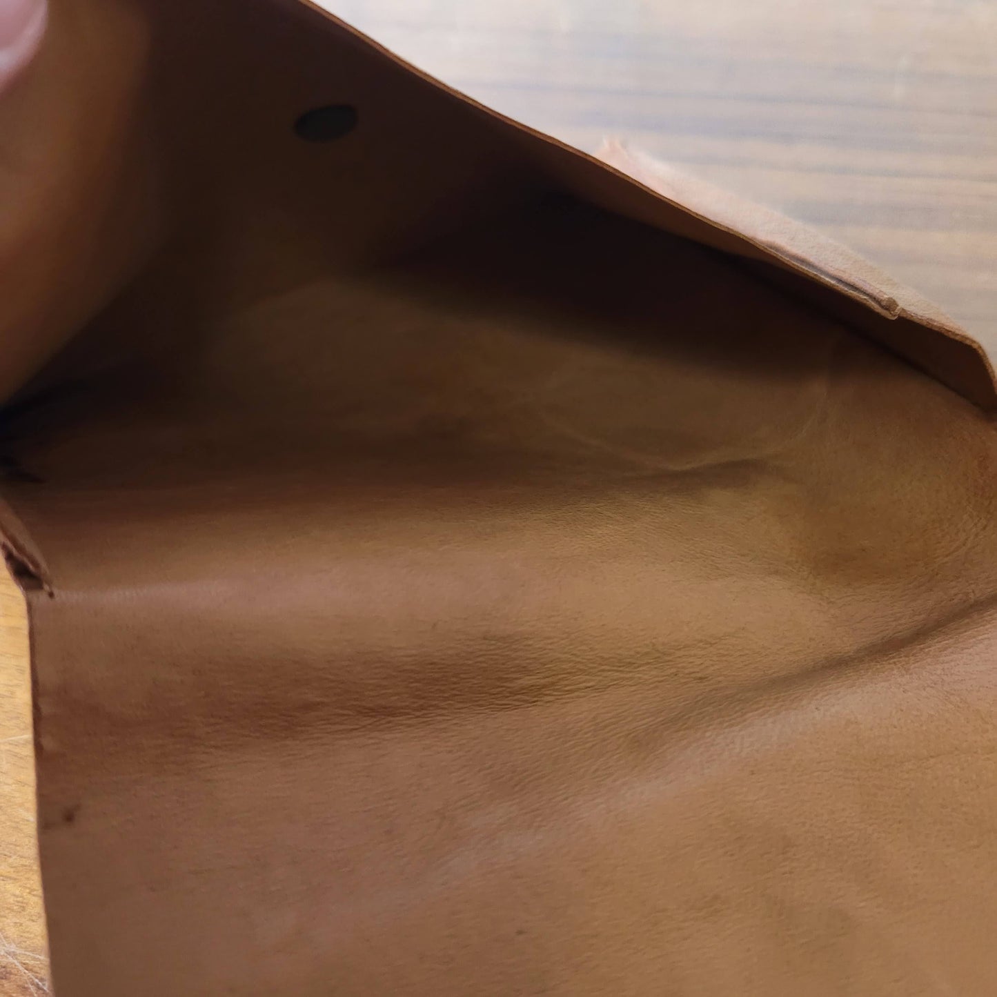 1930s/40s delicate hand-crafted suede applique crinoline lady Handkerchiefs pouch