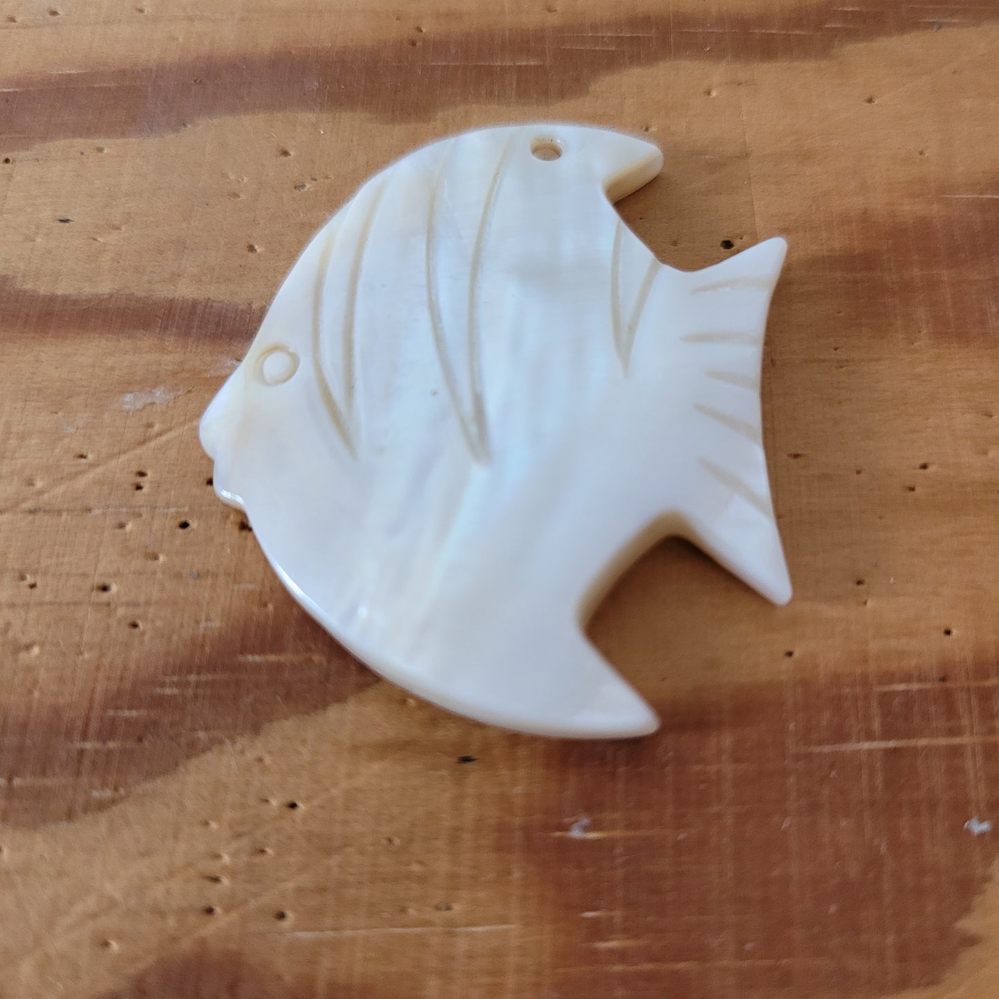 1970s/80s carved Mother of Pearl fish pendant