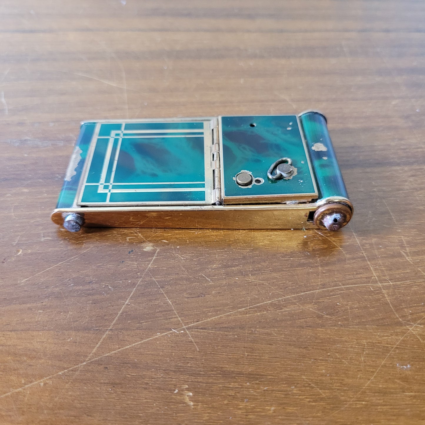 1930s French marbled green & gold-tone musical compact