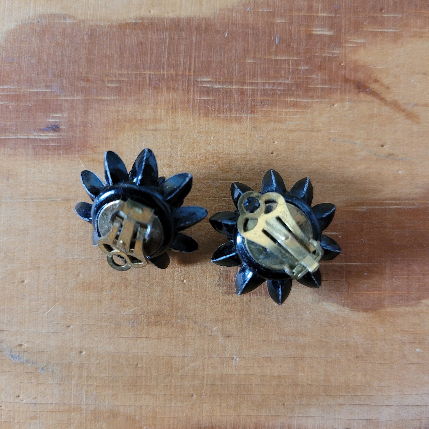 1950s black plastic three dimensional star-shaped clip-on earrings