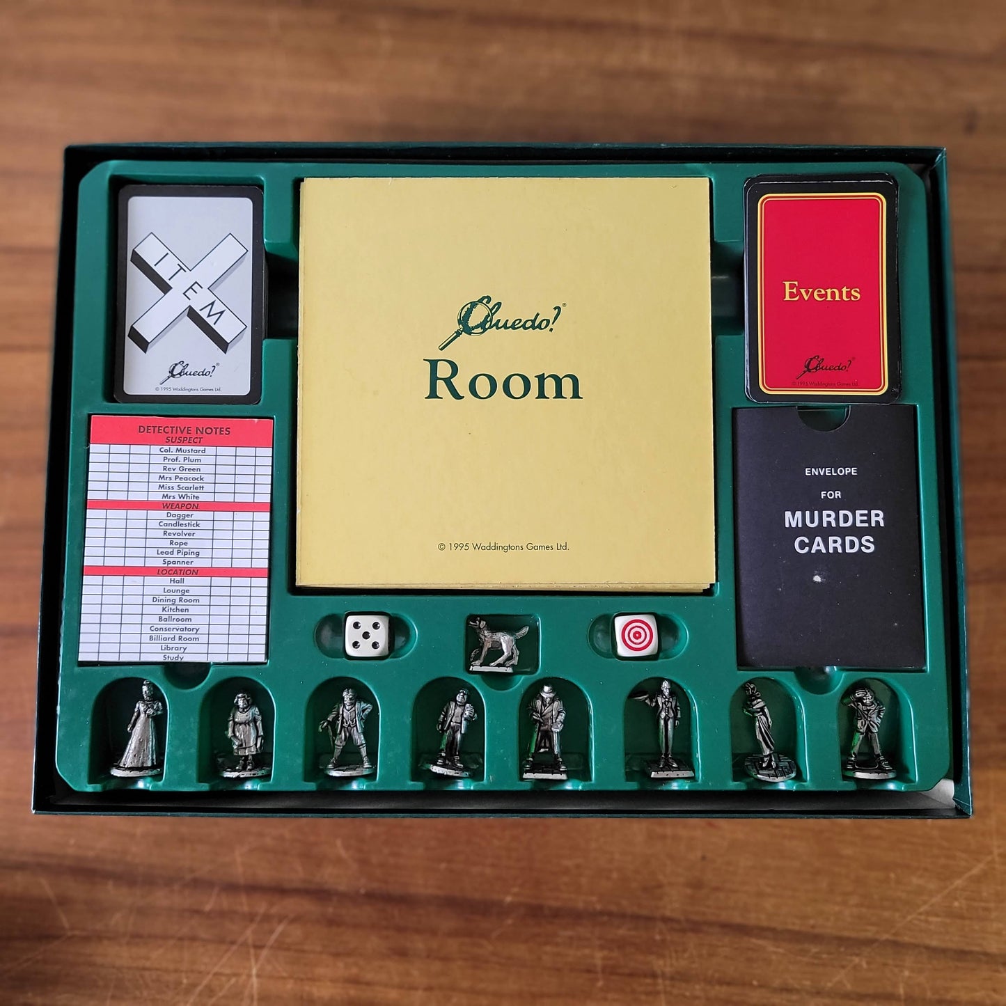 1995 Waddingtons Cluedo Super Sleuth board game (complete)
