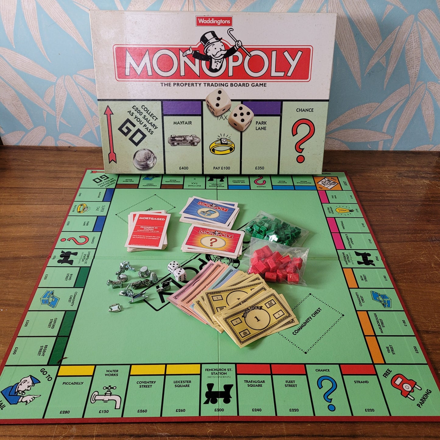 1996 Waddingtons Monopoly property trading board game (complete)