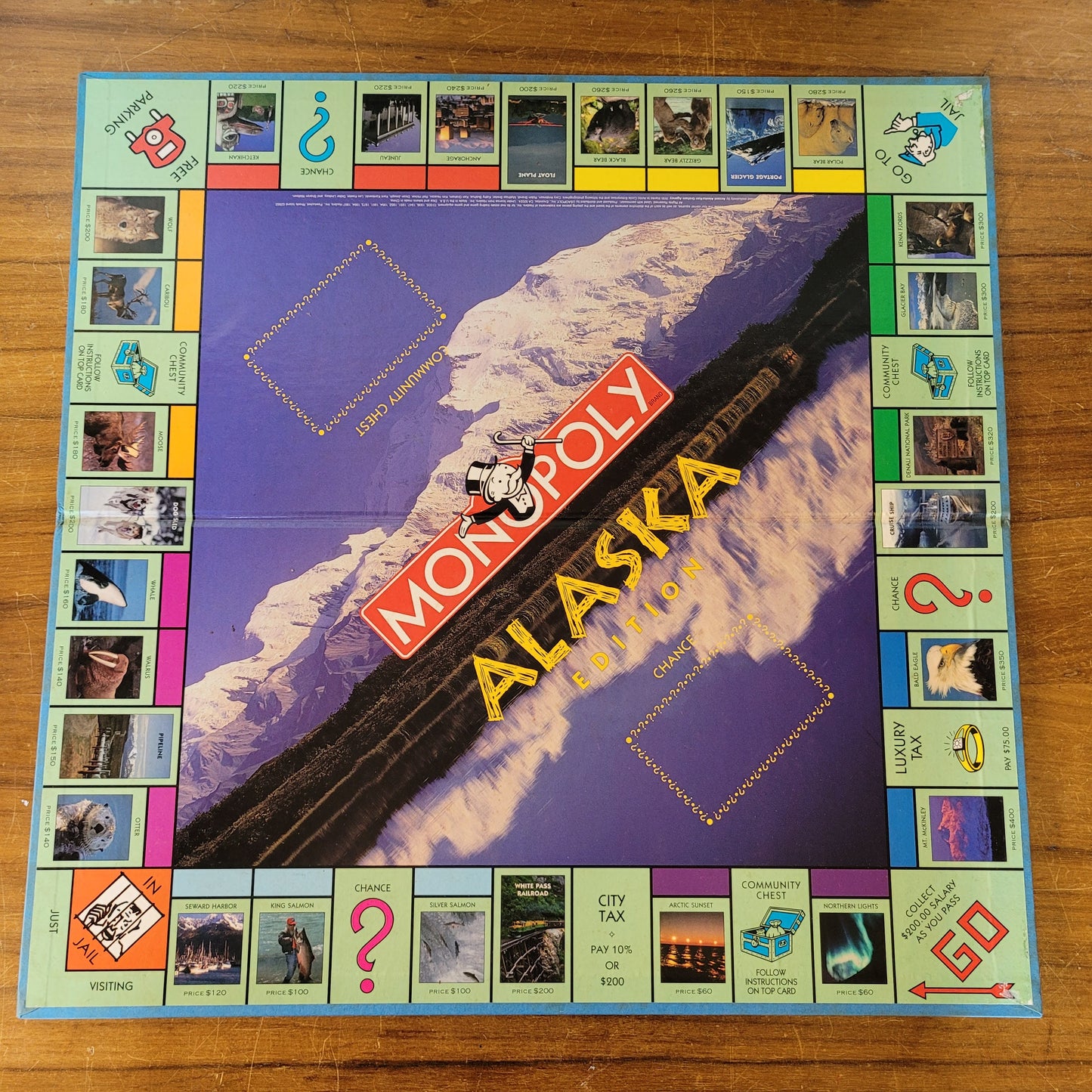 1997 Parker Brothers Monopoly Alaska Edition real estate trading game (complete)
