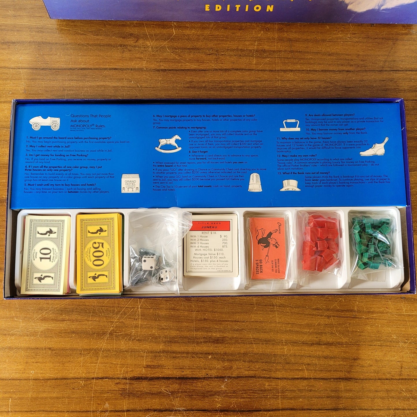1997 Parker Brothers Monopoly Alaska Edition real estate trading game (complete)