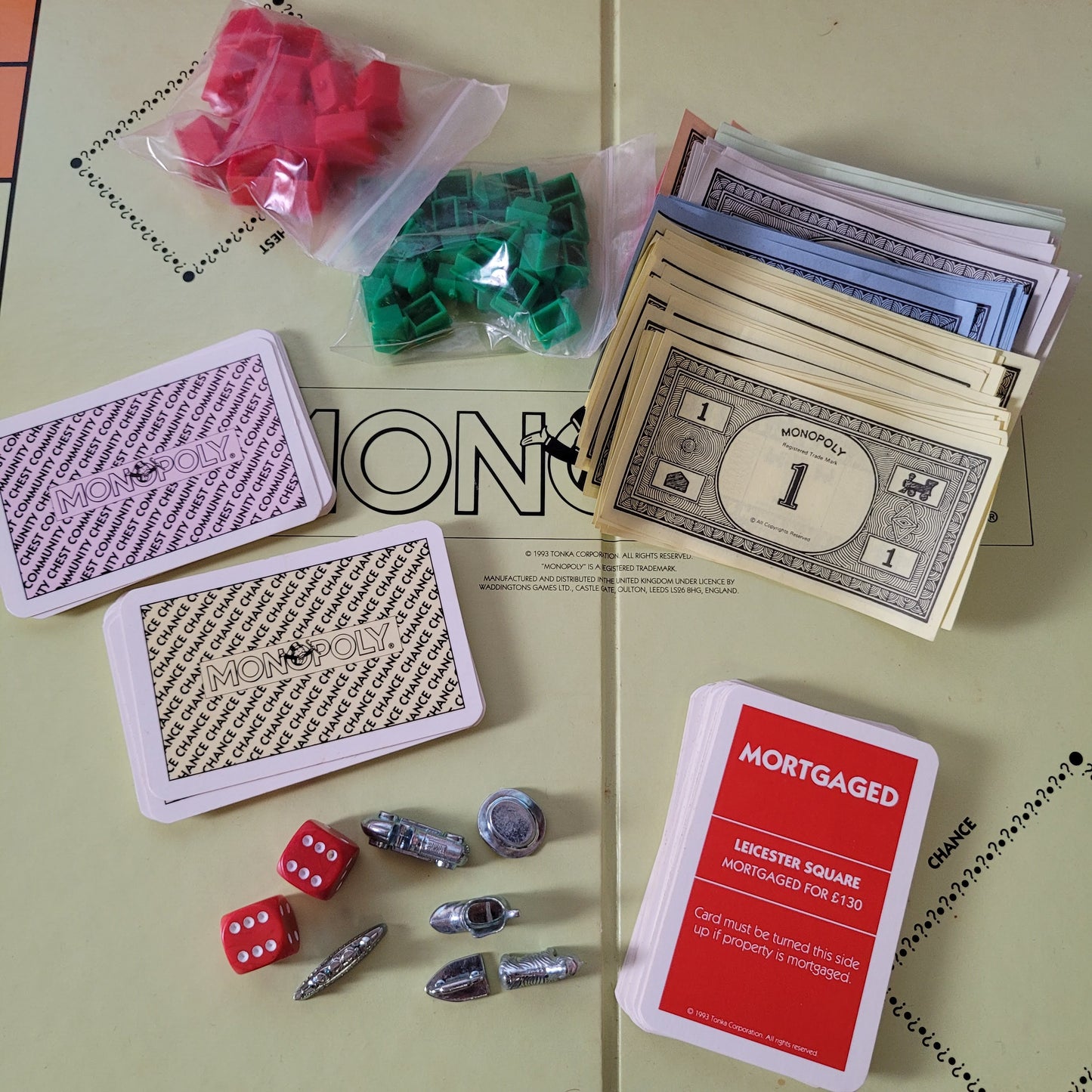 1993 Waddingtons Monopoly the property trading board game (complete)