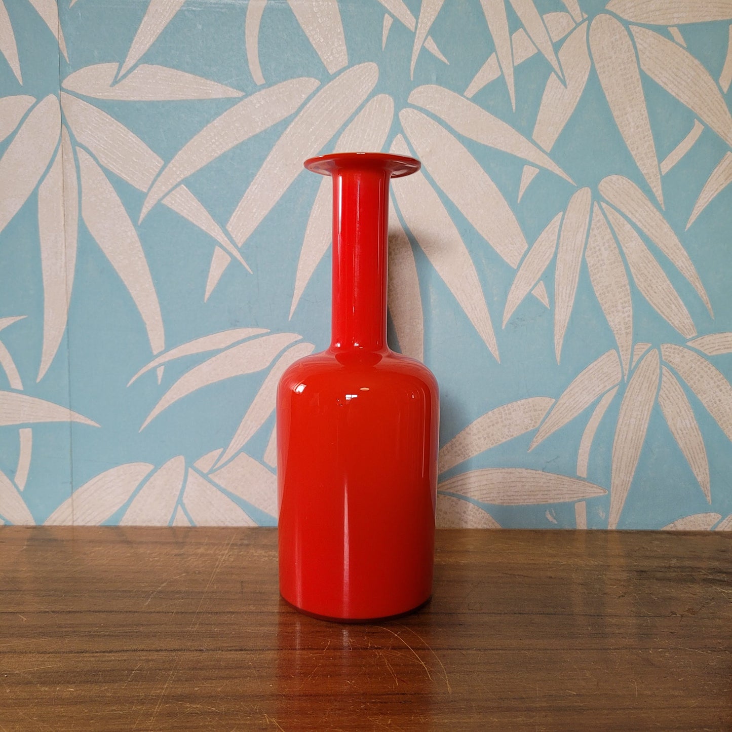1960s Otto Brauer Holmegaard red cased glass art vase