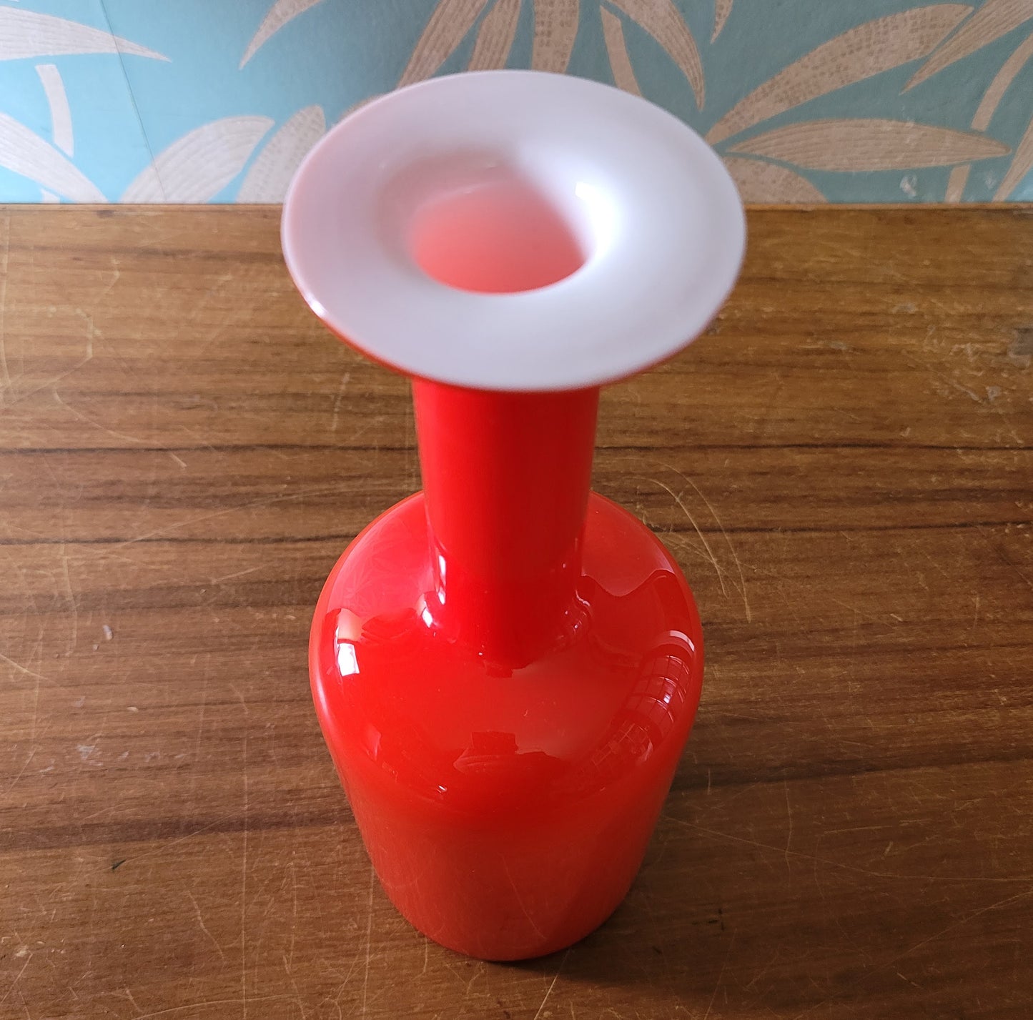 1960s Otto Brauer Holmegaard red cased glass art vase