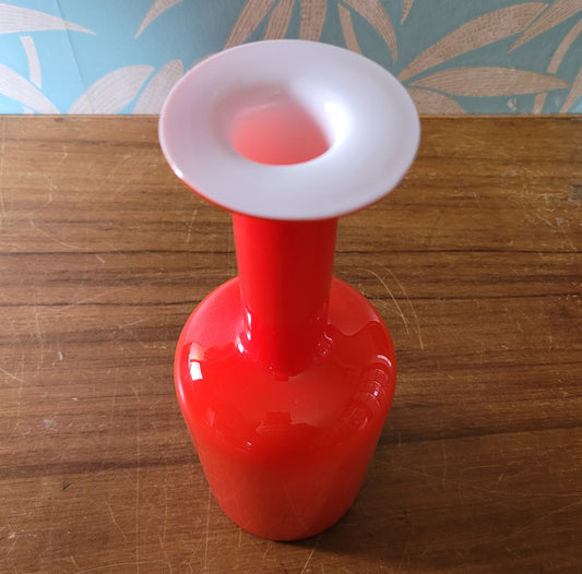 1960s Otto Brauer Holmegaard red cased glass art vase