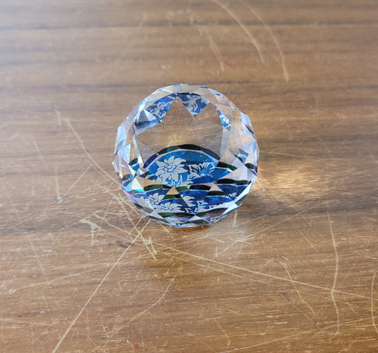 Vintage miniature Swarovski crystal Edelweiss flower round faceted glass paperweight