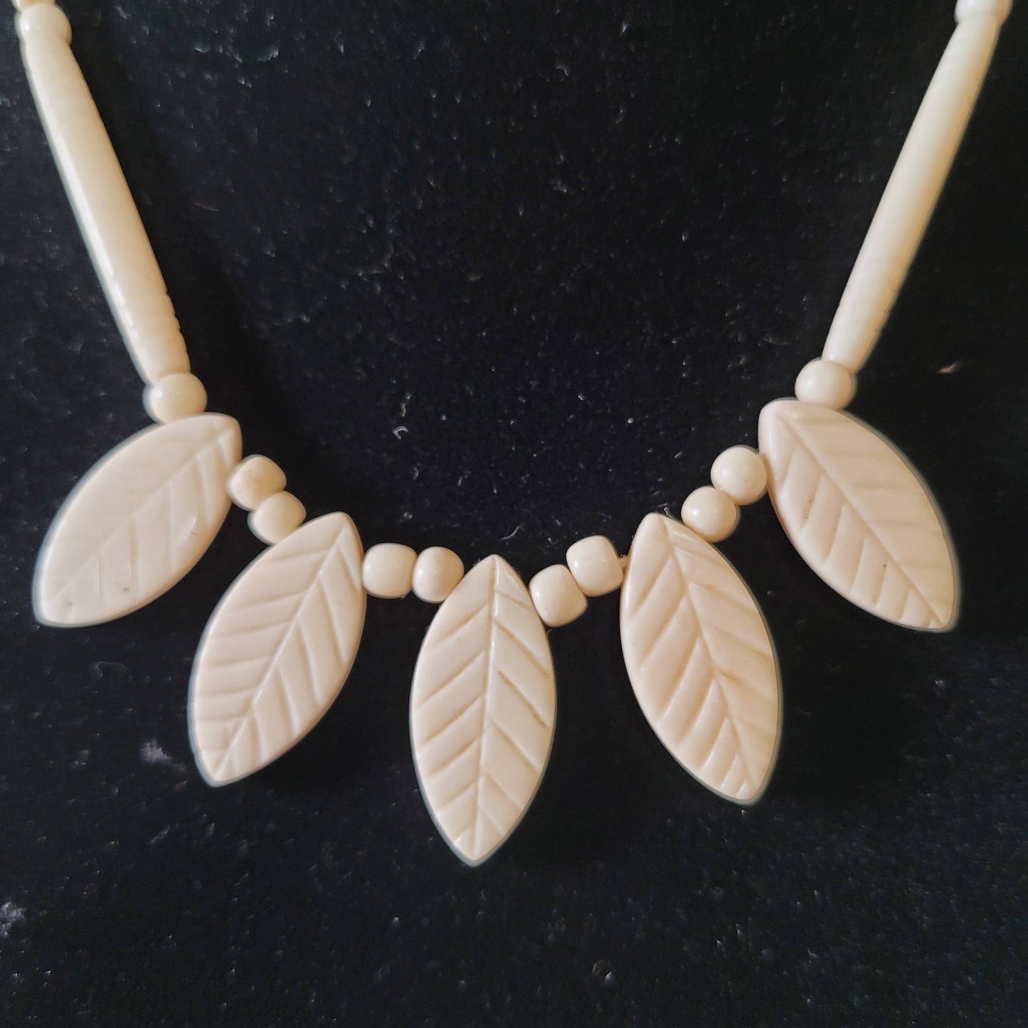 1960s cream carved bone leaf drop necklace