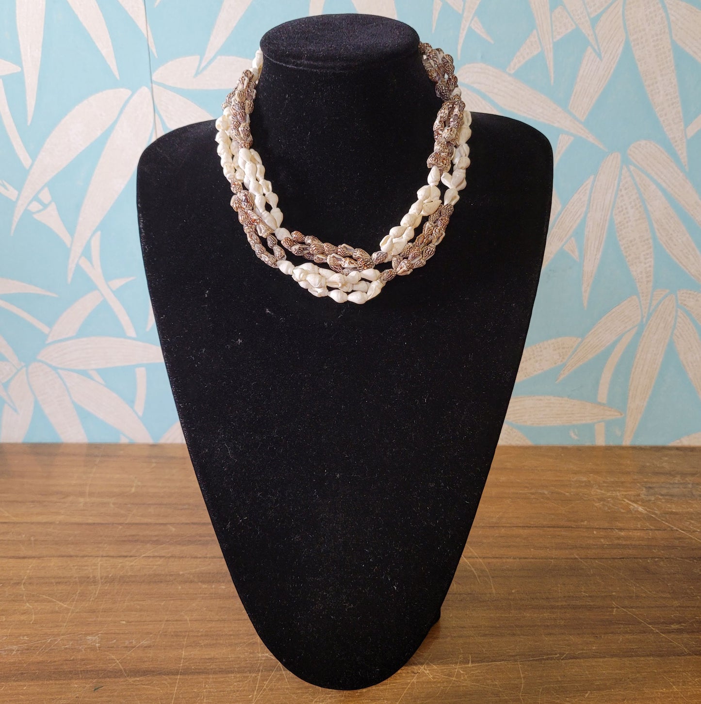 1970s handmade Philippines cowrie & conch shell necklace